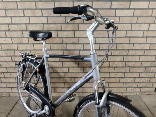 Trek 300